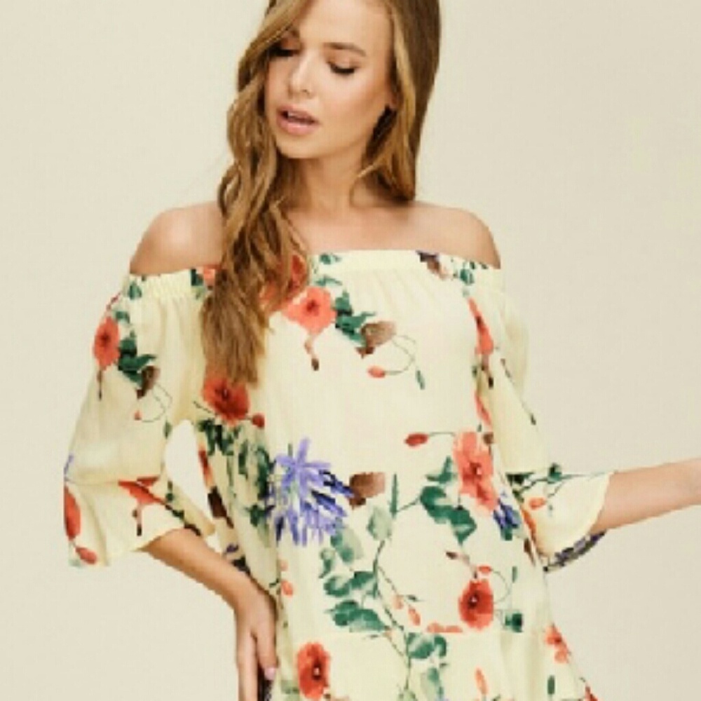 Off The Shoulder Floral Top - Picture 4 of 4
